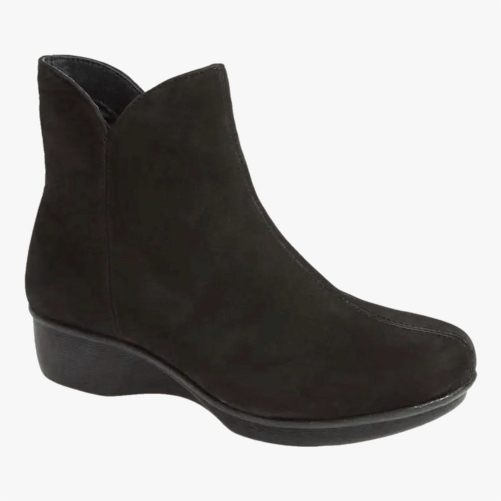Dansko Liza Black Nubuck Ankle Boot Womens Size 39